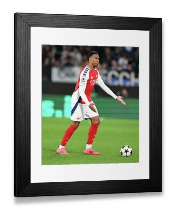 Framed Print : Atalanta BC v Arsenal FC - UEFA Champions League 2024 / 25 League Phase MD1