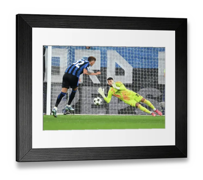 Framed Print : Atalanta BC v Arsenal FC - UEFA Champions League 2024 / 25 League Phase MD1 Framed Print : Atalanta BC v Arsenal FC - UEFA Champions League 2024 / 25 League Phase MD1