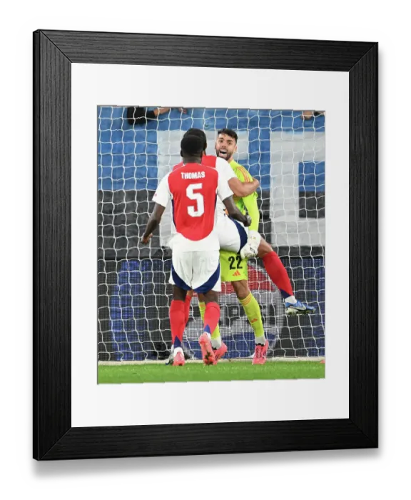Framed Print : Atalanta BC v Arsenal FC - UEFA Champions League 2024 / 25 League Phase MD1