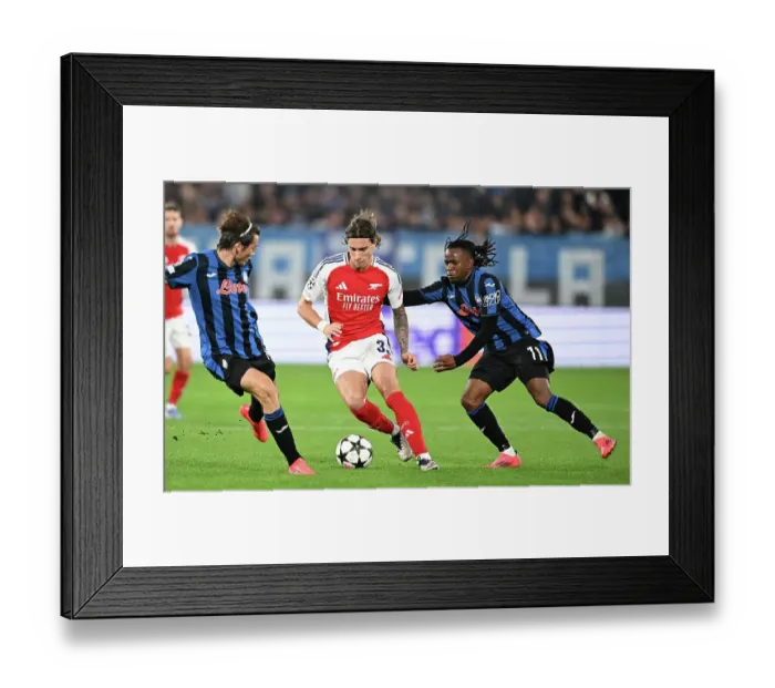 Framed Print : Atalanta BC v Arsenal FC - UEFA Champions League 2024 / 25 League Phase MD1