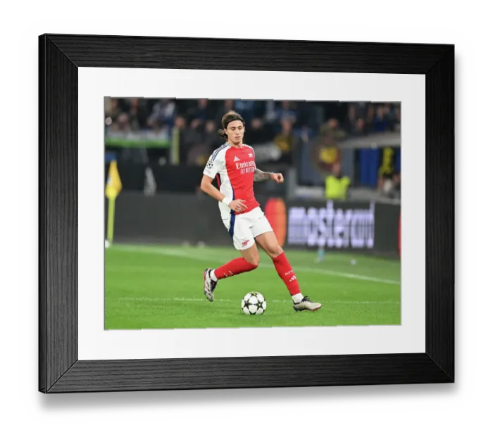 Framed Print : Atalanta BC v Arsenal FC - UEFA Champions League 2024 / 25 League Phase MD1