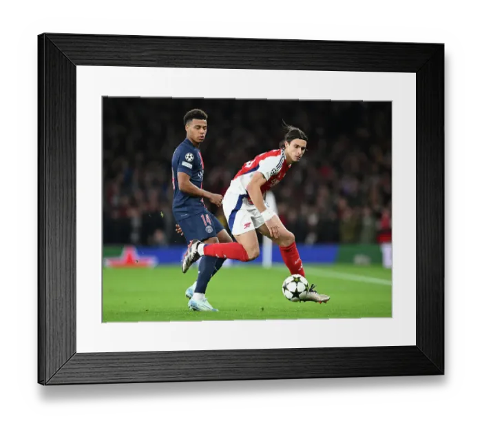 Framed Print : Arsenal FC v Paris Saint-Germain - UEFA Champions League 2024 / 25 League Phase MD2