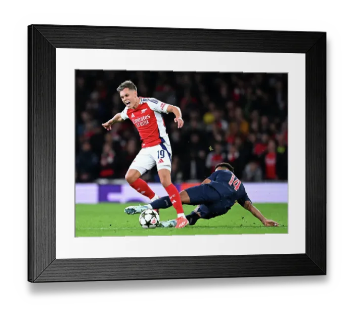 Framed Print : Arsenal FC v Paris Saint-Germain - UEFA Champions League 2024 / 25 League Phase MD2