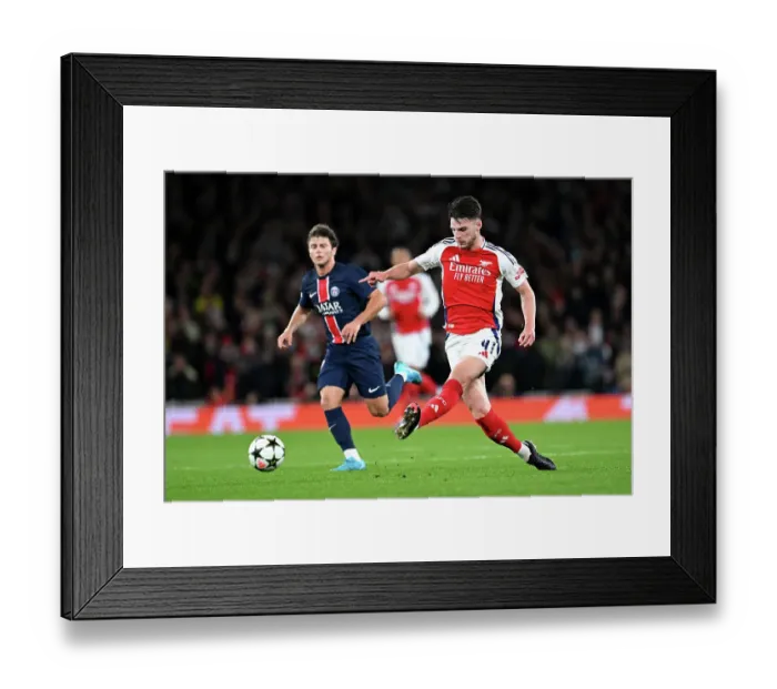 Framed Print : Arsenal FC v Paris Saint-Germain - UEFA Champions League 2024 / 25 League Phase MD2