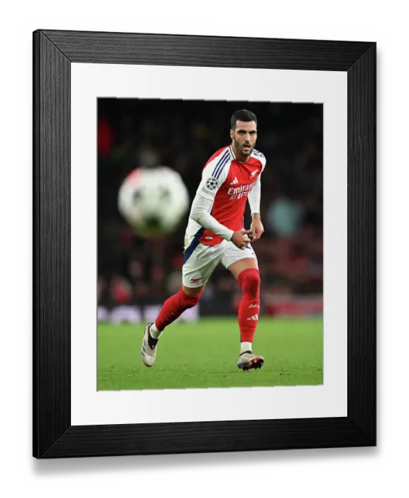 Framed Print : Arsenal FC v Paris Saint-Germain - UEFA Champions League 2024 / 25 League Phase MD2