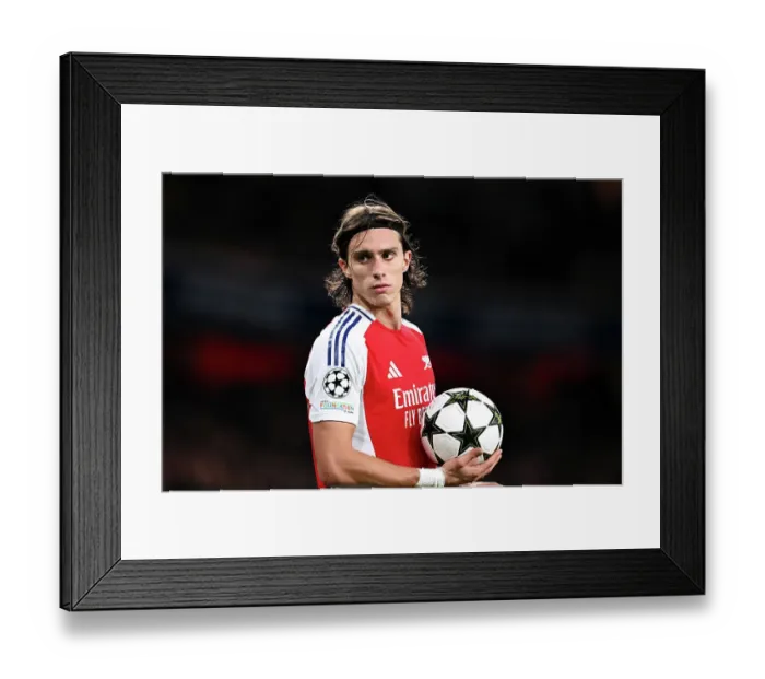 Framed Print : Arsenal FC v Paris Saint-Germain - UEFA Champions League 2024 / 25 League Phase MD2