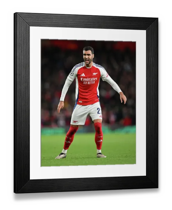 Framed Print : Arsenal FC v Paris Saint-Germain - UEFA Champions League 2024 / 25 League Phase MD2