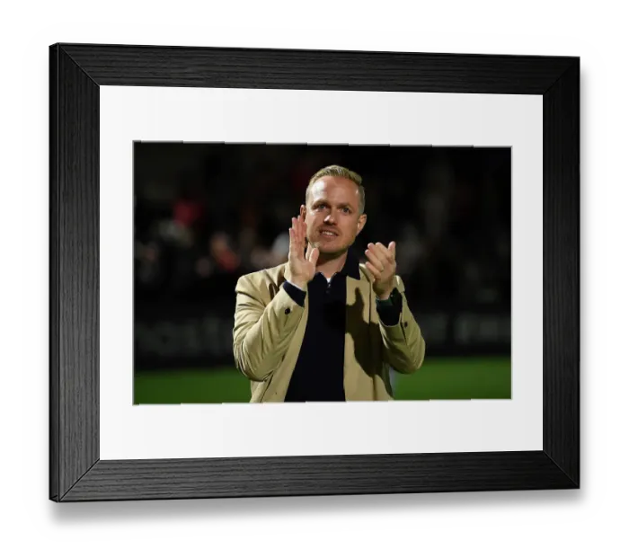 Framed Print : Arsenal v Hacken: UEFA Women's Champions League 2nd Round 2nd Leg Framed Print : Arsenal v Hacken: UEFA Women's Champions League 2nd Round 2nd Leg