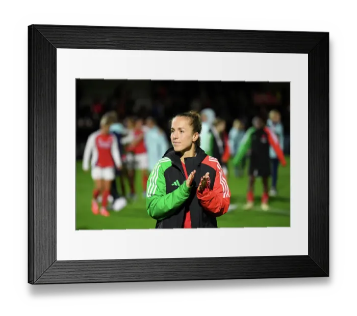 Framed Print : Arsenal v Hacken: UEFA Women's Champions League 2nd Round 2nd Leg Framed Print : Arsenal v Hacken: UEFA Women's Champions League 2nd Round 2nd Leg