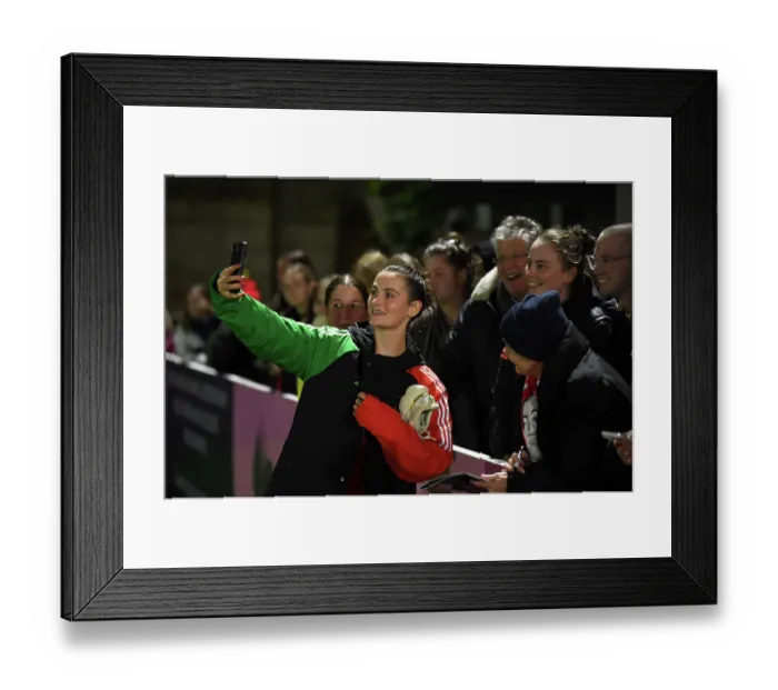 Framed Print : Arsenal v Hacken: UEFA Women's Champions League 2nd Round 2nd Leg Framed Print : Arsenal v Hacken: UEFA Women's Champions League 2nd Round 2nd Leg