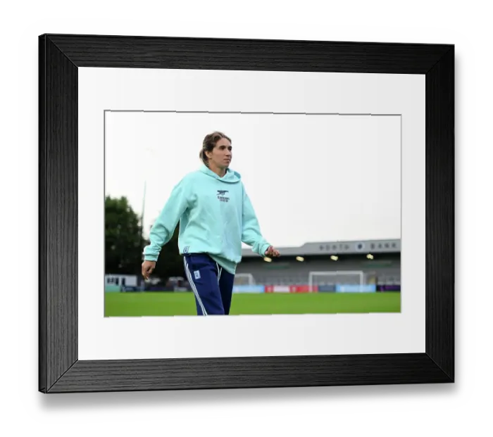 Framed Print : Arsenal v Hacken: UEFA Women's Champions League 2nd Round 2nd Leg