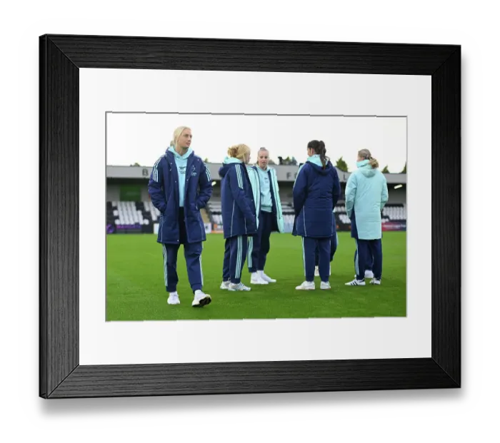 Framed Print : Arsenal v Hacken: UEFA Women's Champions League 2nd Round 2nd Leg