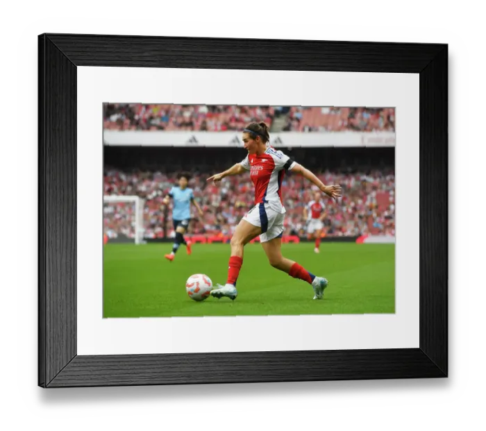 Framed Print : Arsenal v Manchester City - Barclays Women's Super League