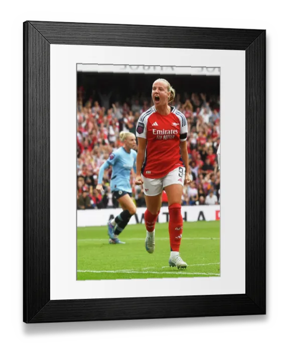 Framed Print : Arsenal v Manchester City - Barclays Women's Super League