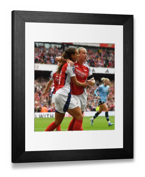 Framed Print : Arsenal v Manchester City - Barclays Women's Super League