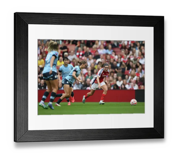 Framed Print : Arsenal v Manchester City - Barclays Women's Super League