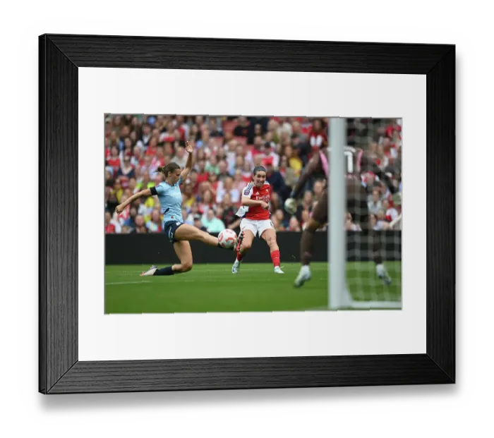 Framed Print : Arsenal v Manchester City - Barclays Women's Super League