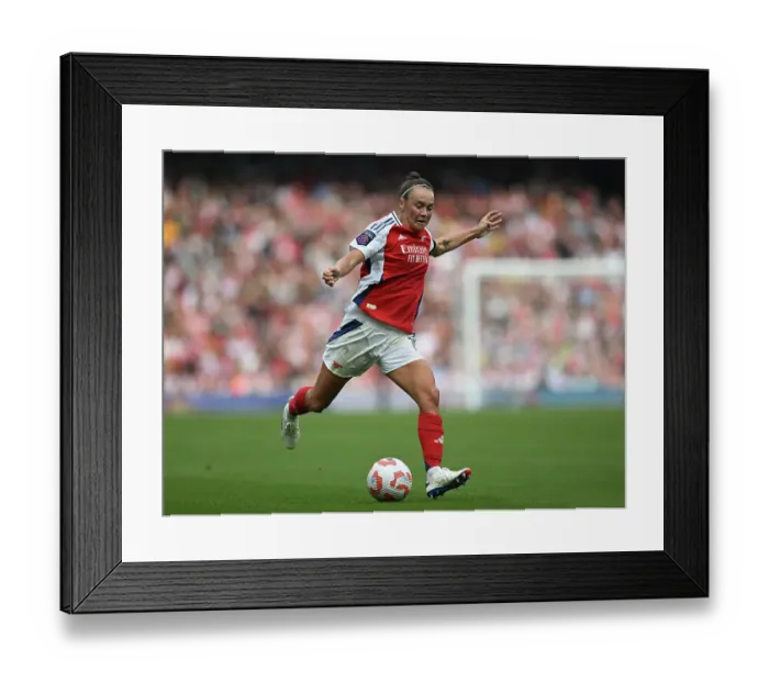 Framed Print : Arsenal v Manchester City - Barclays Women's Super League