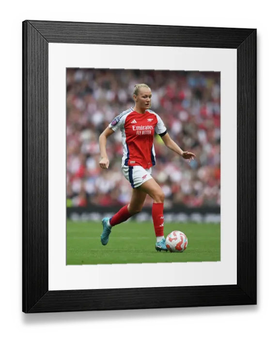 Framed Print : Arsenal v Manchester City - Barclays Women's Super League