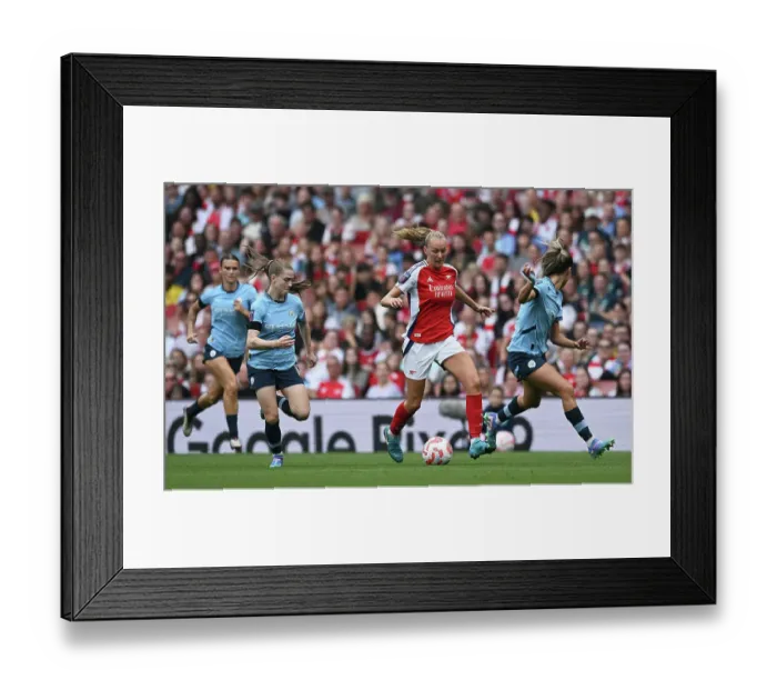 Framed Print : Arsenal v Manchester City - Barclays Women's Super League