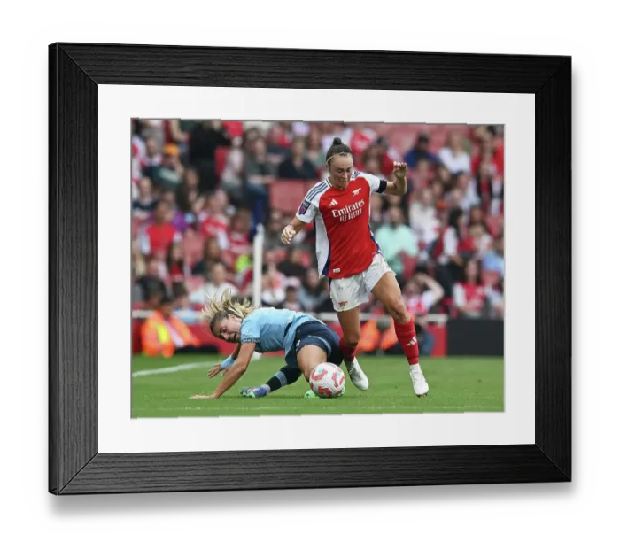 Framed Print : Arsenal v Manchester City - Barclays Women's Super League