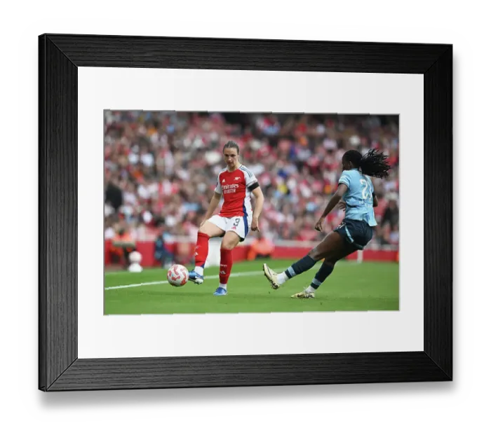 Framed Print : Arsenal v Manchester City - Barclays Women's Super League