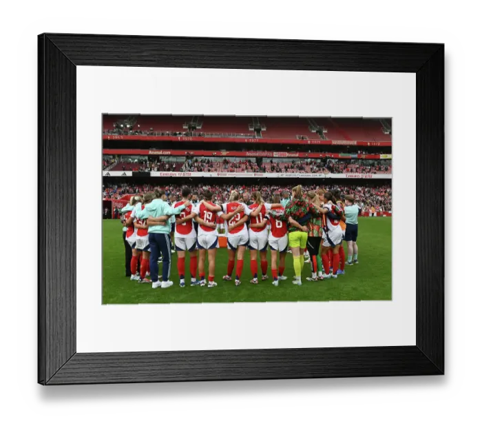 Framed Print : Arsenal v Manchester City - Barclays Women's Super League LONDON, ENGLAND - SEPTEMBER 22: during the Barclays Women's Super League match between Arsenal and Manchester City at Emirates Stadium on September 22, 2024 in London, England Framed Print : Arsenal v Manchester City - Barclays Women's Super League LONDON, ENGLAND - SEPTEMBER 22: during the Barclays Women's Super League match between Arsenal and Manchester City at Emirates Stadium on September 22, 2024 in London, England