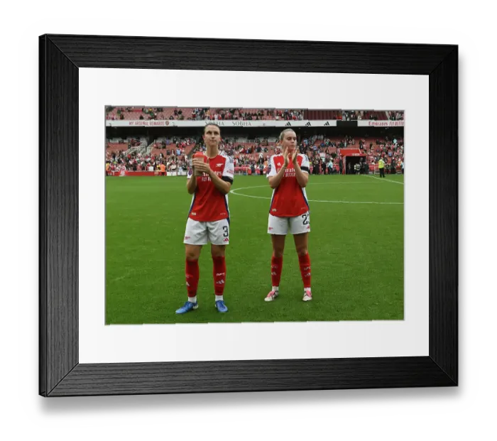 Framed Print : Arsenal v Manchester City - Barclays Women's Super League Framed Print : Arsenal v Manchester City - Barclays Women's Super League