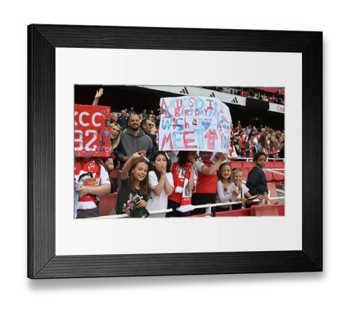 Framed Print : Arsenal v Manchester City - Barclays Women's Super League LONDON, ENGLAND - SEPTEMBER 22: during the Barclays Women's Super League match between Arsenal and Manchester City at Emirates Stadium on September 22, 2024 in London, England Framed Print : Arsenal v Manchester City - Barclays Women's Super League LONDON, ENGLAND - SEPTEMBER 22: during the Barclays Women's Super League match between Arsenal and Manchester City at Emirates Stadium on September 22, 2024 in London, England