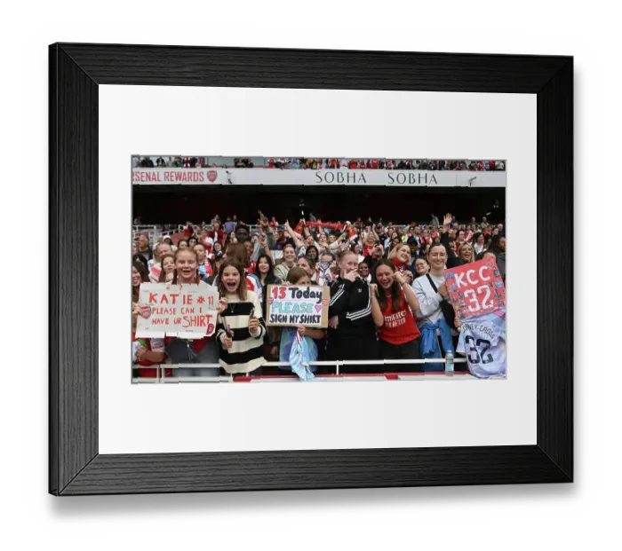 Framed Print : Arsenal v Manchester City - Barclays Women's Super League LONDON, ENGLAND - SEPTEMBER 22: during the Barclays Women's Super League match between Arsenal and Manchester City at Emirates Stadium on September 22, 2024 in London, England Framed Print : Arsenal v Manchester City - Barclays Women's Super League LONDON, ENGLAND - SEPTEMBER 22: during the Barclays Women's Super League match between Arsenal and Manchester City at Emirates Stadium on September 22, 2024 in London, England