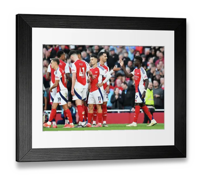 Framed Print : Arsenal FC v Southampton FC - Premier League Framed Print : Arsenal FC v Southampton FC - Premier League
