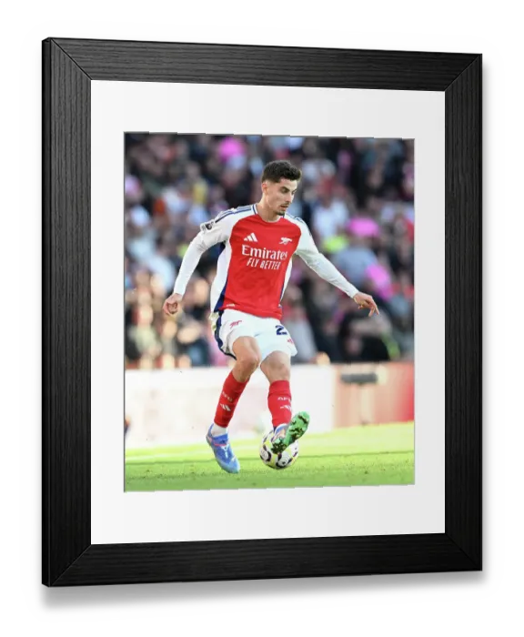 Framed Print : Arsenal FC v Southampton FC - Premier League