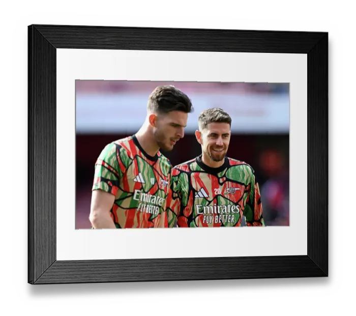 Framed Print : Arsenal FC v Southampton FC - Premier League Framed Print : Arsenal FC v Southampton FC - Premier League