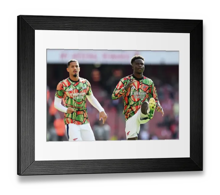Framed Print : Arsenal FC v Southampton FC - Premier League