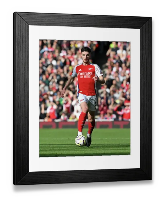 Framed Print : Arsenal FC v Southampton FC - Premier League Framed Print : Arsenal FC v Southampton FC - Premier League