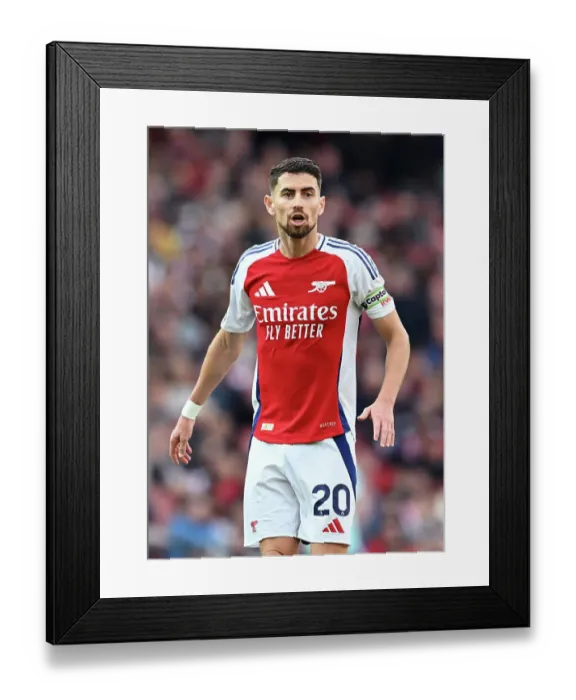Framed Print : Arsenal FC v Southampton FC - Premier League Framed Print : Arsenal FC v Southampton FC - Premier League