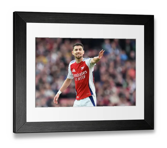Framed Print : Arsenal FC v Southampton FC - Premier League