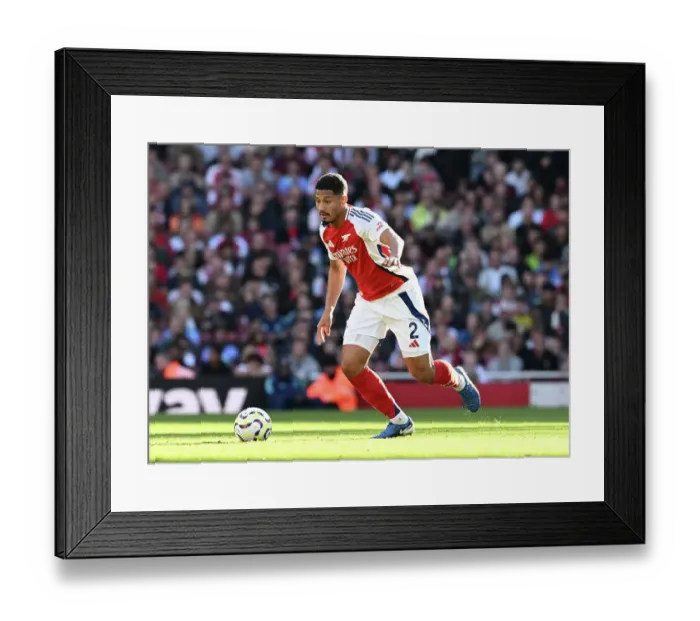 Framed Print : Arsenal FC v Southampton FC - Premier League Framed Print : Arsenal FC v Southampton FC - Premier League