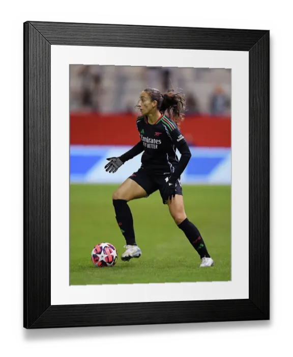 Framed Print : FC Bayern München v Arsenal FC - UEFA Women's Champions League 2024 / 25 Group Stage MD1 FC Bayern Munchen v Arsenal FC - UEFA Women's Champions League 2024 / 25 Group Stage MD1