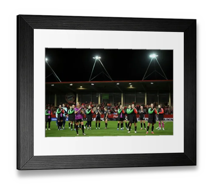 Framed Print : FC Bayern Munchen v Arsenal FC - UEFA Women's Champions League 2024 / 25 Group Stage MD1 Framed Print : FC Bayern Munchen v Arsenal FC - UEFA Women's Champions League 2024 / 25 Group Stage MD1