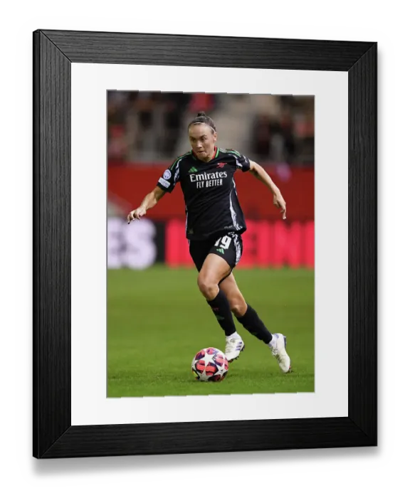 Framed Print : FC Bayern München v Arsenal FC - UEFA Women's Champions League 2024 / 25 Group Stage MD1 FC Bayern Munchen v Arsenal FC - UEFA Women's Champions League 2024 / 25 Group Stage MD1