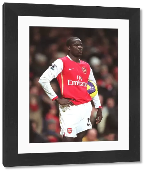 Emmanuel Eboue's Game-Winning Performance: Arsenal 2-1 Manchester United, FA Premiership, Emirates Stadium (01 / 21 / 07)