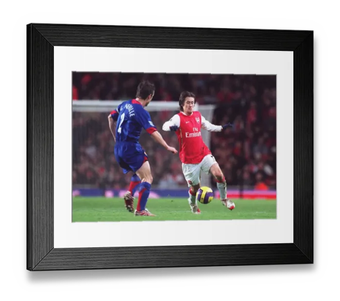 Framed Print : Tomas Rosicky (Arsenal) Gary Neville (Man Utd) Framed Print : Tomas Rosicky (Arsenal) Gary Neville (Man Utd)