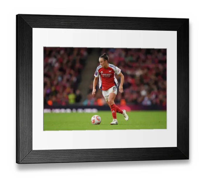 Framed Print : Arsenal v Chelsea - Barclays Women's Super League