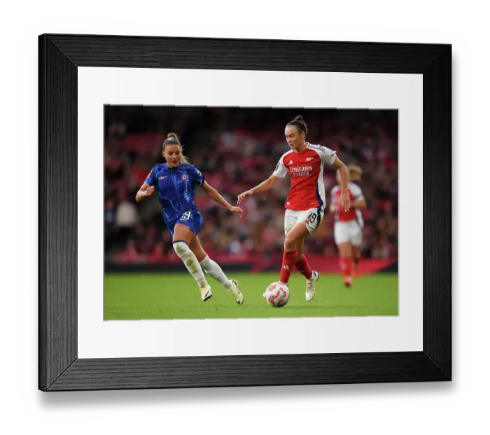 Framed Print : Arsenal v Chelsea - Barclays Women's Super League