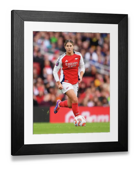 Framed Print : Arsenal v Chelsea - Barclays Women's Super League
