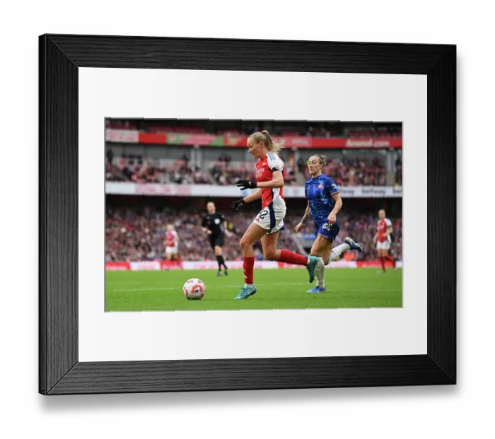 Framed Print : Arsenal v Chelsea - Barclays Women's Super League Framed Print : Arsenal v Chelsea - Barclays Women's Super League