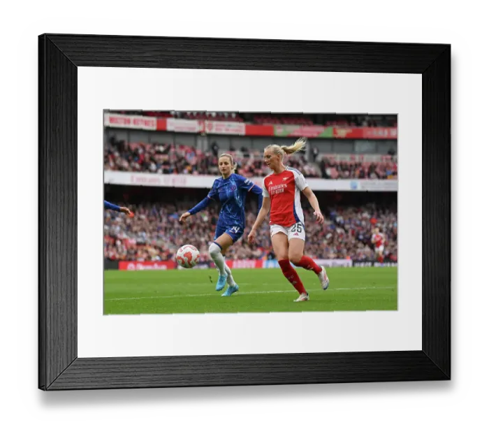 Framed Print : Arsenal v Chelsea - Barclays Women's Super League Framed Print : Arsenal v Chelsea - Barclays Women's Super League