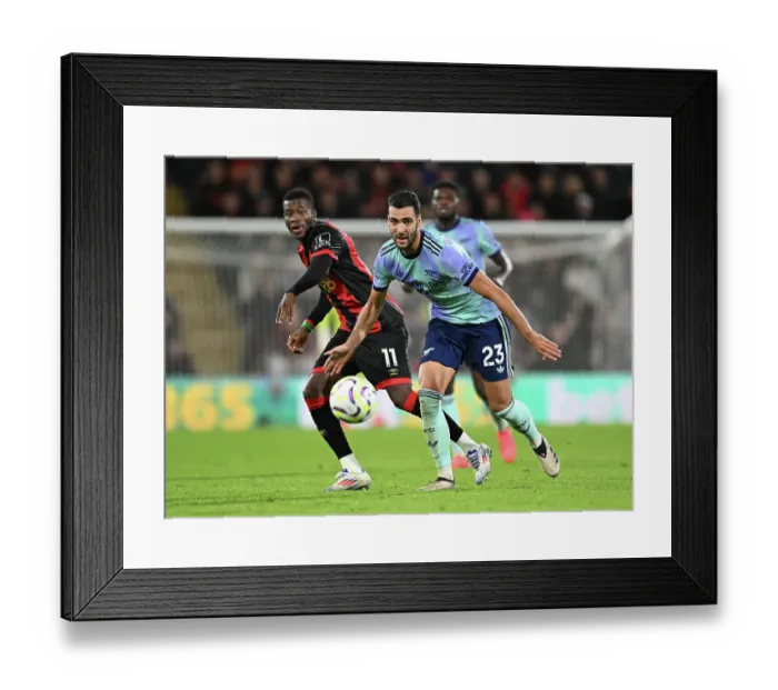Framed Print : AFC Bournemouth v Arsenal FC - Premier League Framed Print : AFC Bournemouth v Arsenal FC - Premier League