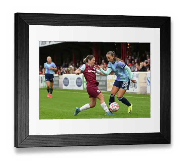 Framed Print : West Ham United v Arsenal - Barclays Women's Super League